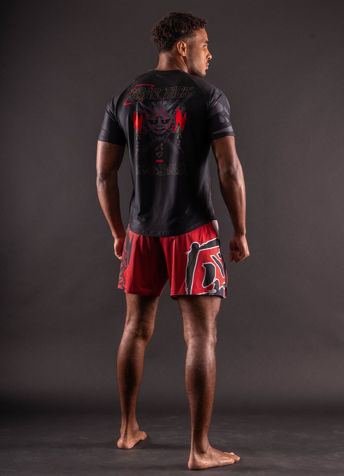 T-Shirt DryMax™ Manches Courtes Bar Tack "ONI 鬼" - Noir