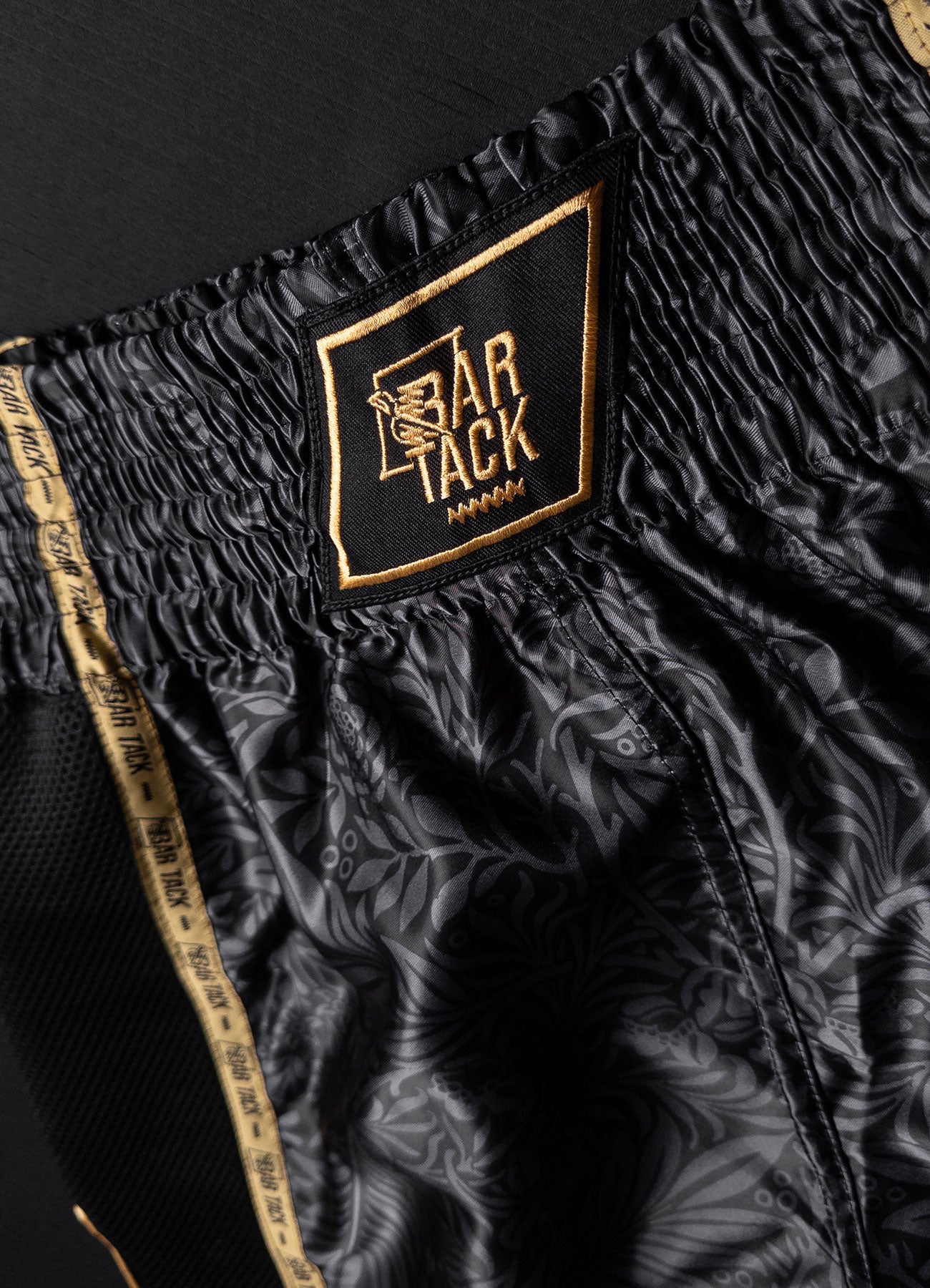 Shorts de Boxe Thai Bar Tack &quot;Royal Boxing&quot; - Noir