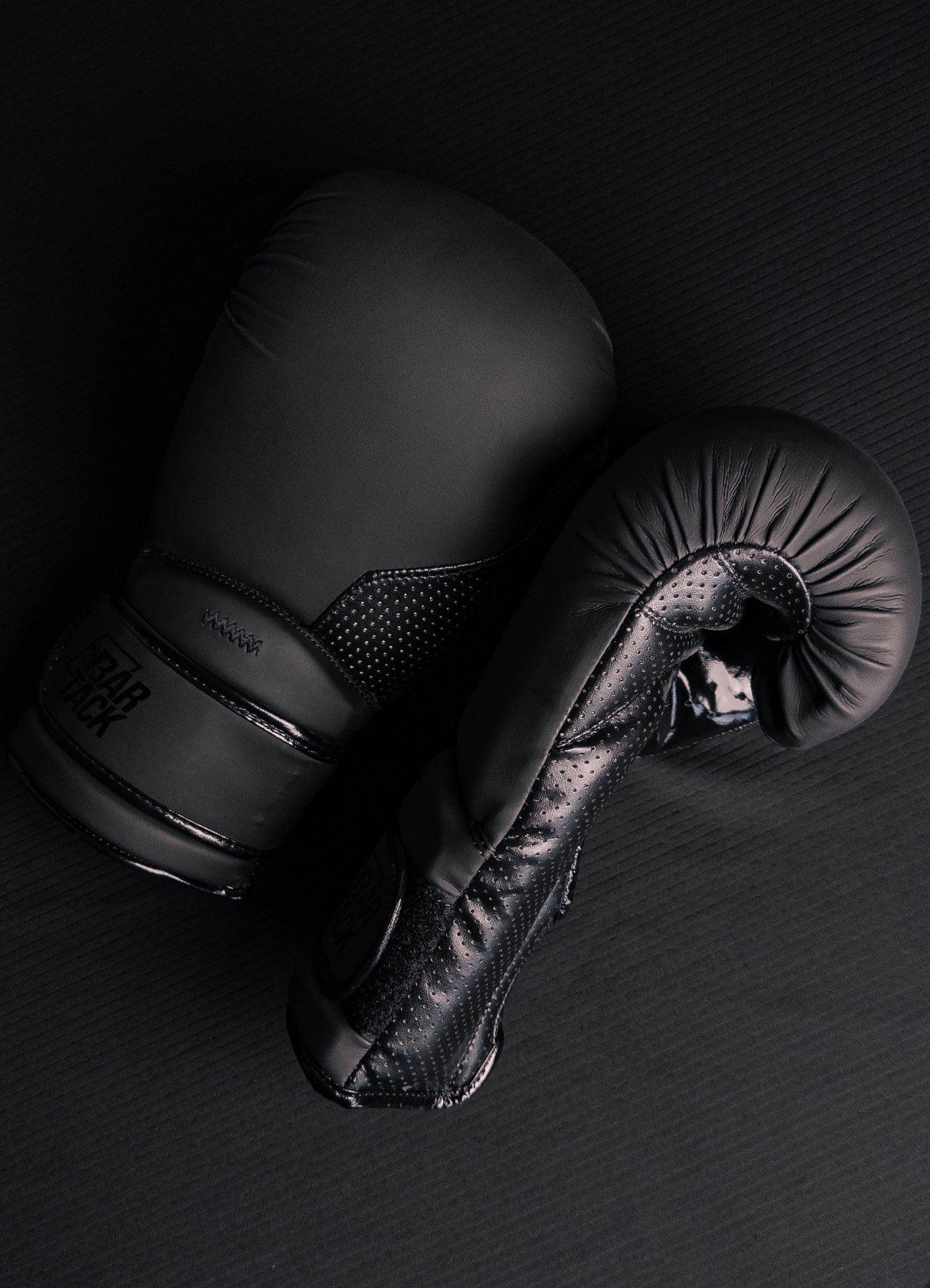 Gants de boxe Bar Tack &quot;Striker&quot; - Noir/Noir