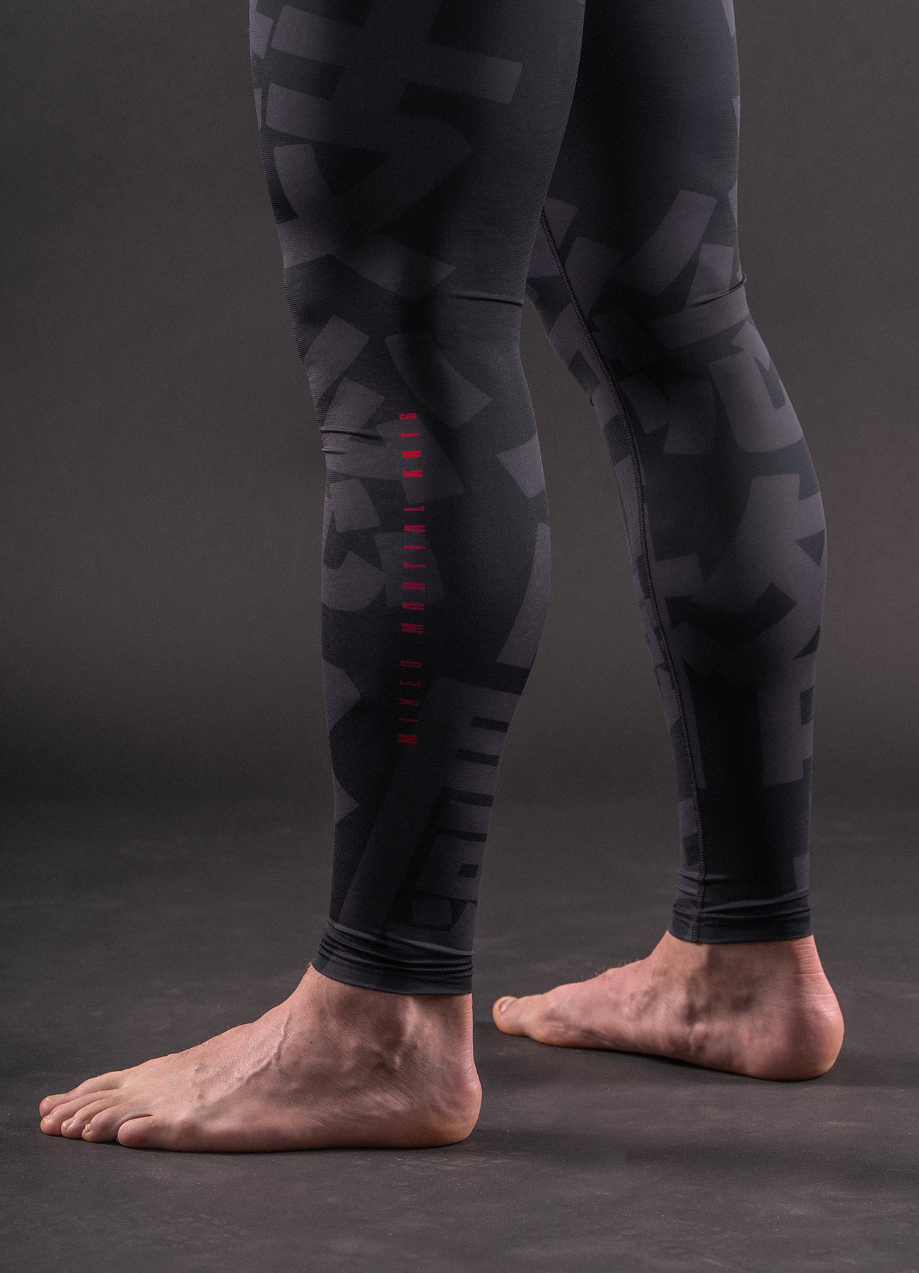 Spats de compression Bar Tack «KUROGANE 黒鉄» - Noir