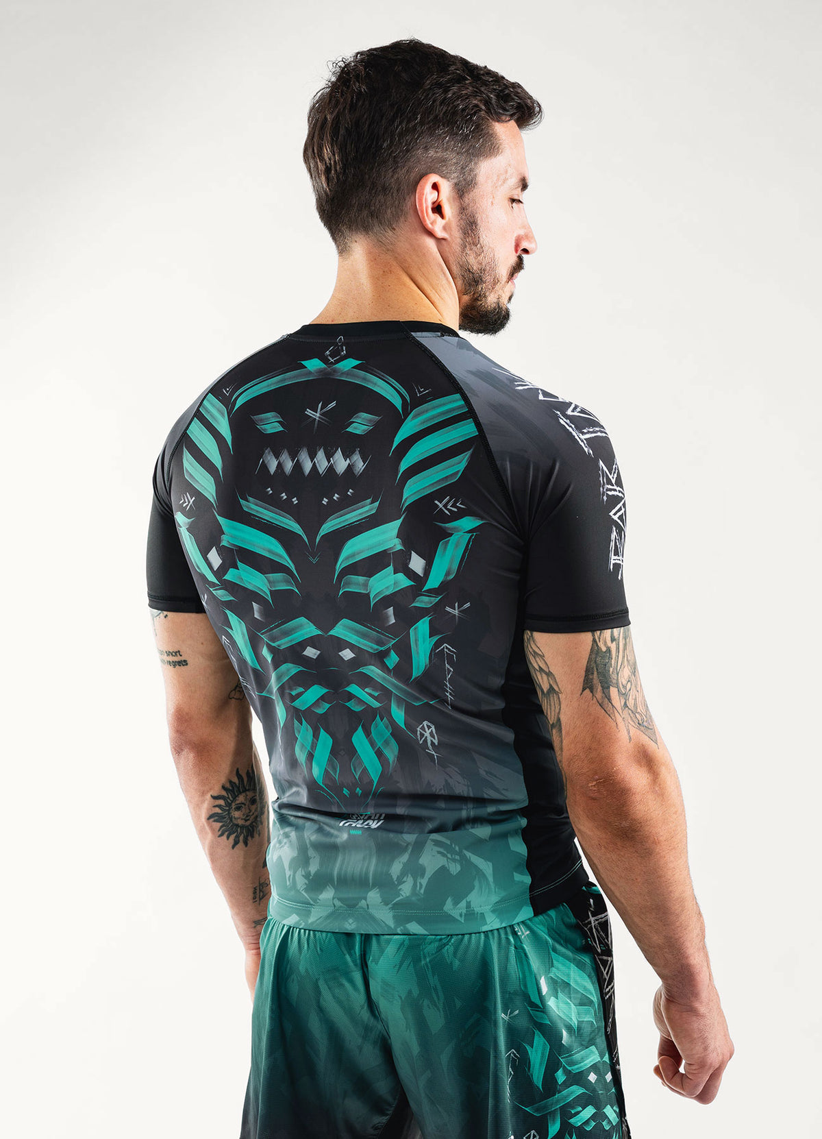 Rashguard Manches Courtes "ODIN" - Gris/Cyan