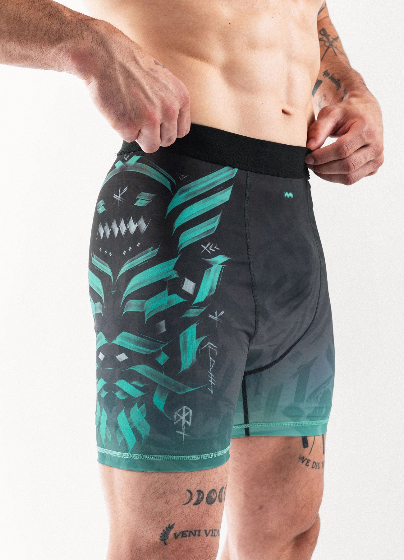 Short Vale Tudo "ODIN" - Gris/Cyan