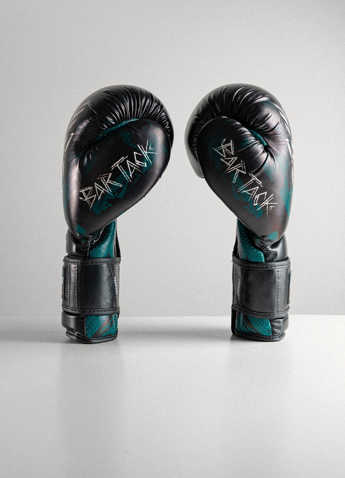 Gants de Boxe Striker™ "ODIN" - Vert Forêt