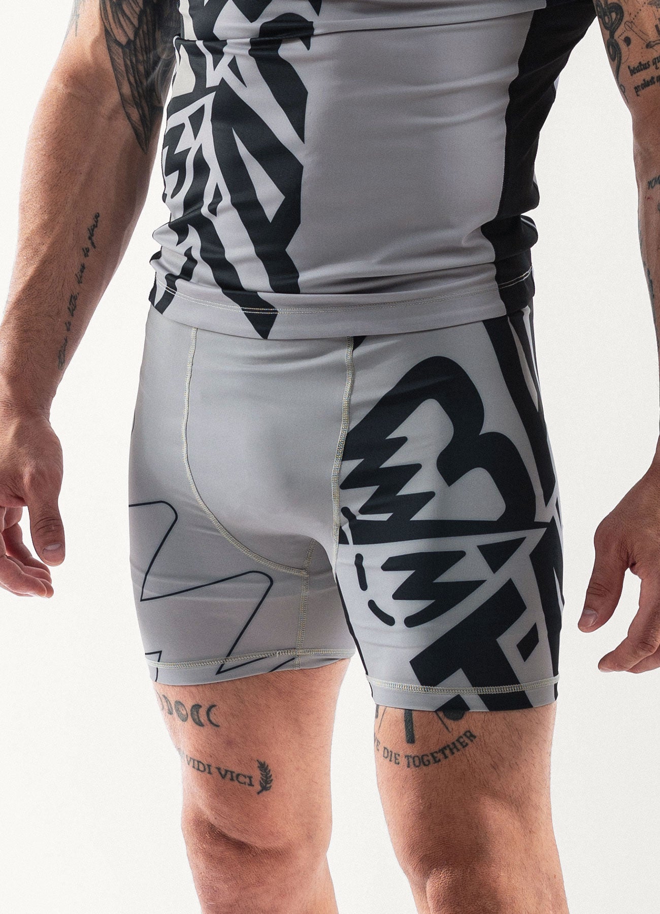 Short Vale Tudo "Gravity" - Sable