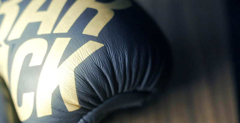 Gants de MMA Sparring Bar Tack Nova™ "Gravity" - Noir/Or